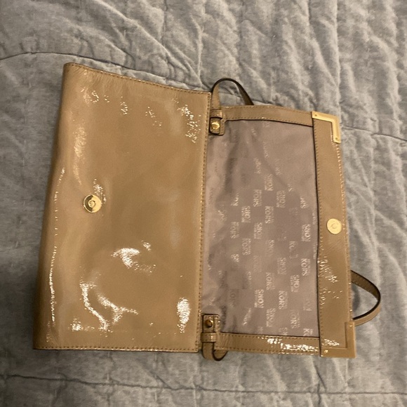 Never used Michael Kors Tan Patent Leather Shoulder Clutch Purse - Picture 3 of 4